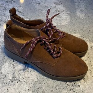Crown Vintage Brown Suede Oxford Size 6